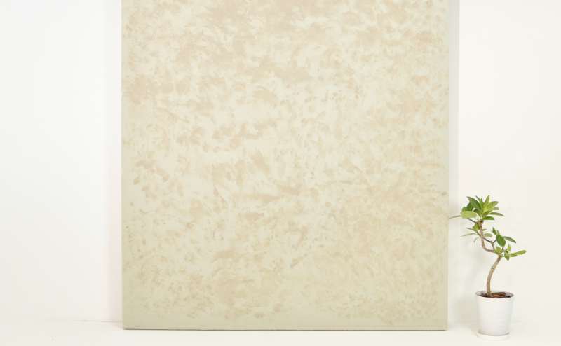 模様の壁。幅1.8mx高さ2.1m。