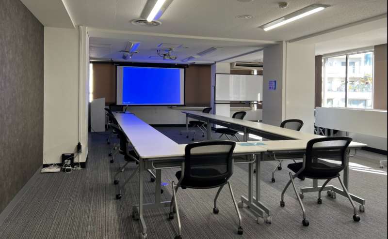 コの字 - TIME SHARING 渋谷ワールド宇田川ビル7Bの写真