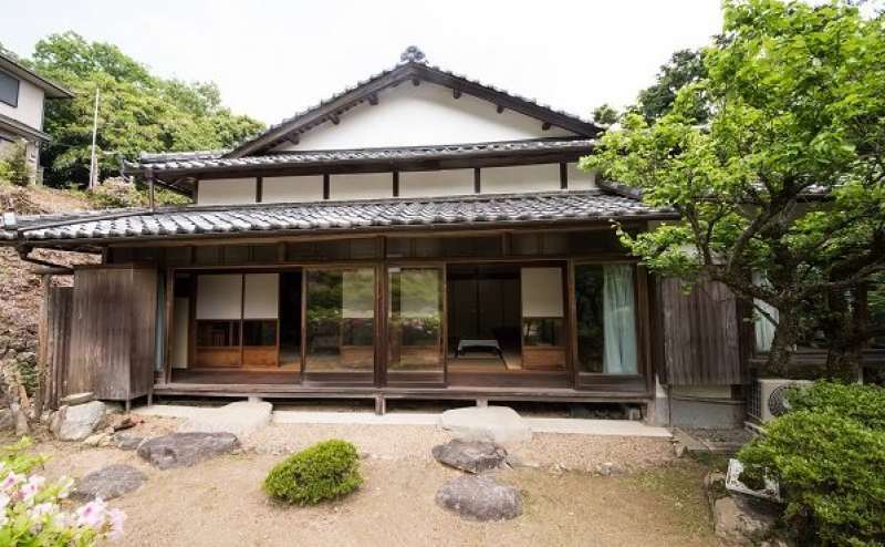 レンタルスペース天神山 松風庵（のど黒飴のCMに使われました）