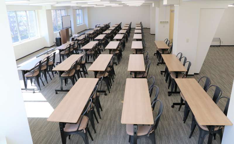 最大109名着席可能な大規模会議室 - TIME SHARING 蒲田 第二美須ビルの写真