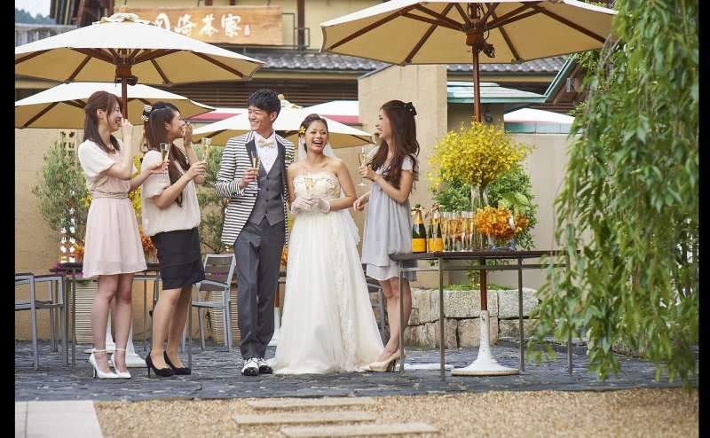 お庭でパーティーも可能です！