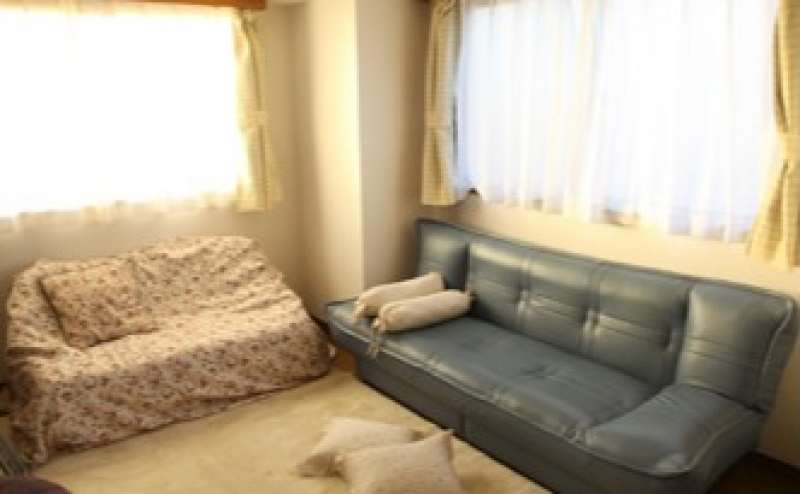 女の子のプライベートルームをイメージしたソファルーム