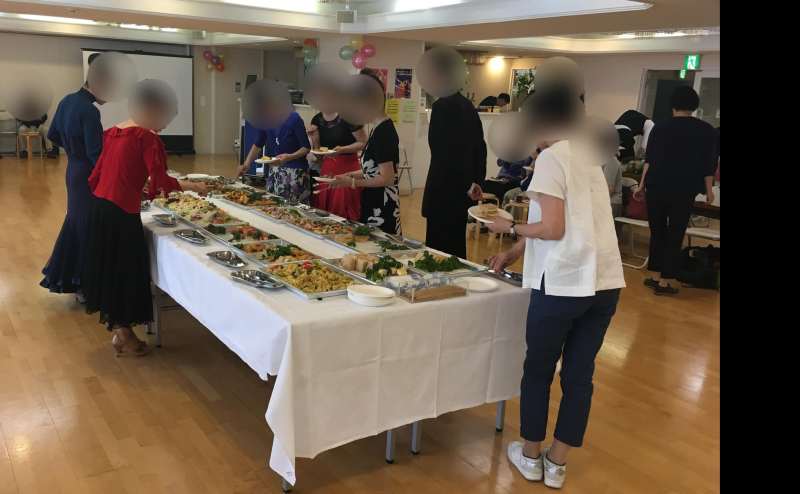 ケータリングパーティー