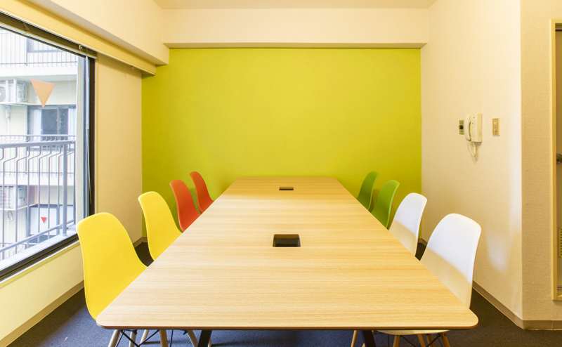 青山ワンコイン貸し会議室[M&M]