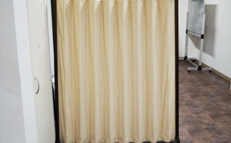 アコーディオンカーテン