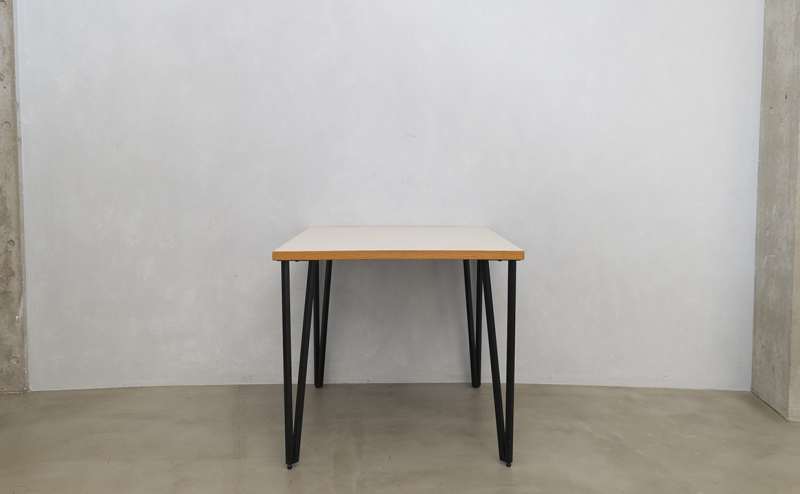 角テーブル｜幅：80cm / 奥行：80cm / 高さ：72cm ×4