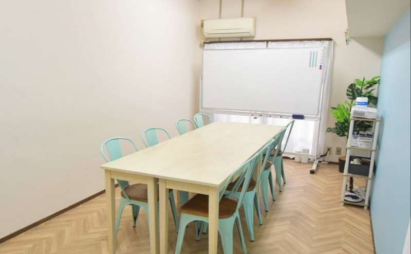 延長コード・テーブルタップがある貸し会議室