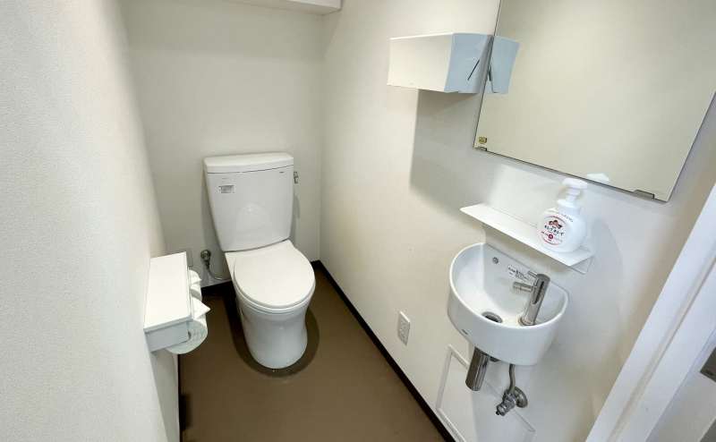 【男女共用トイレ（個室×1）】 - TIME SHARING 代々木駅西口前の写真