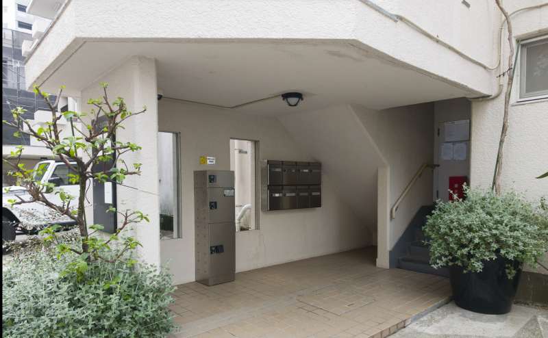 外観｜代官山駅から徒歩1分で１階に位置しているのでアクセス◎