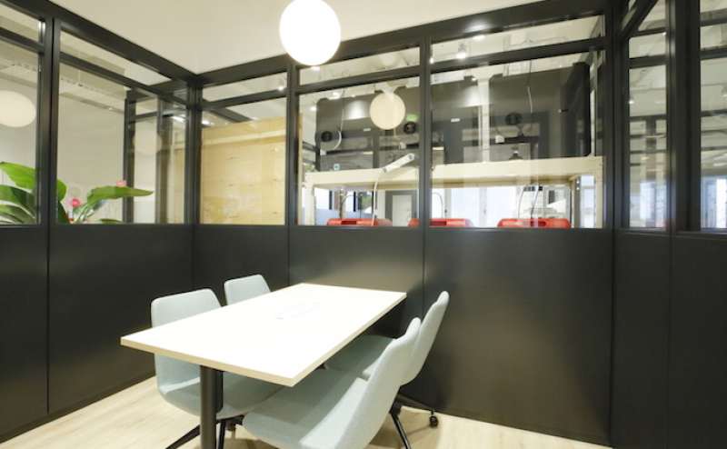 fabbit八王子 会議室