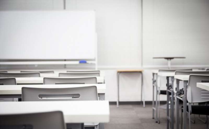 会議、セミナー、面接会場、試験会場など多用途