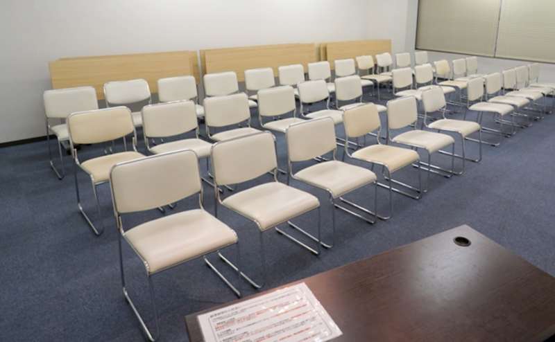 格安パック料金もございます。長時間の勉強会や研究会にも