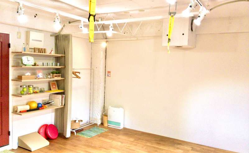 スタジオ内(お着換えスペースもあります）