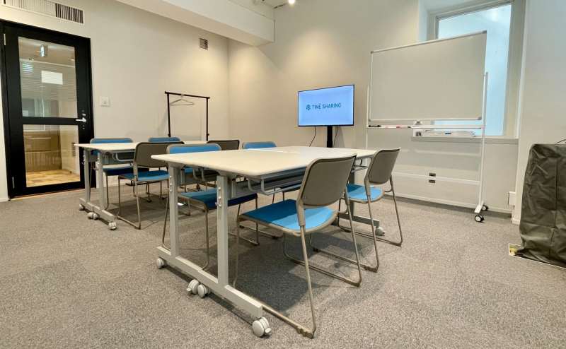 【六本木駅より徒歩1分の好立地。最大着席数8名／様々な用途にお使いいただけます】 - TIME SHARING 六本木 第6DMJビル 4Bの写真