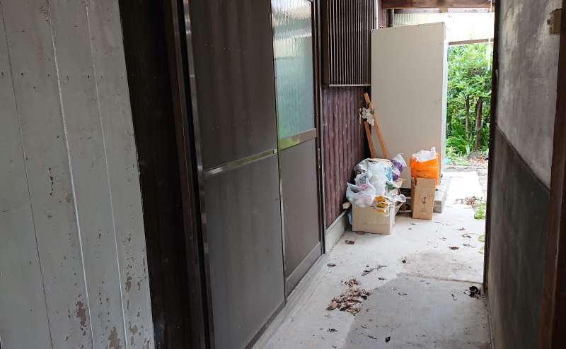 通用口（勝手口）