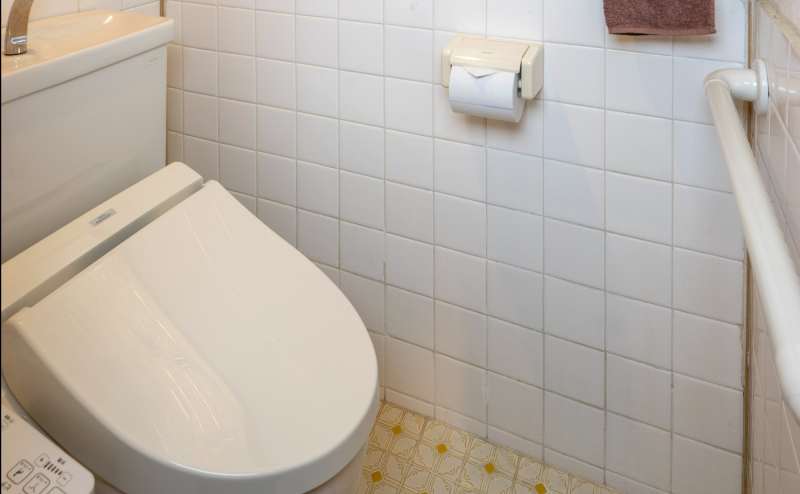 窓のある明るいトイレは男女共用です