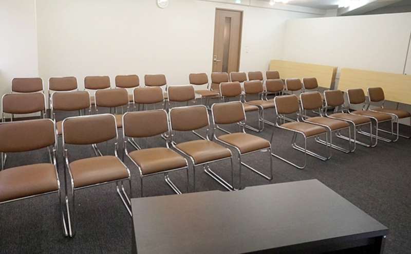 各種講演会や試写会、上映会も。駅近なので集客も抜群です