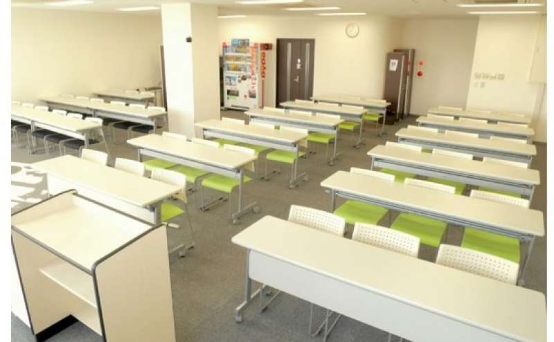 【6階大会議室】眺望を楽しめる大会議室はコチラ！吉祥寺駅歩いて5分☆最大収容51名シンプルな格安貸し会議室