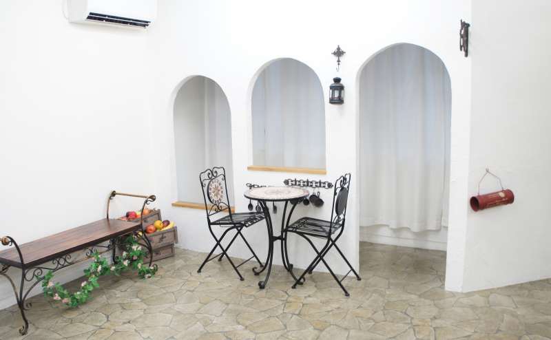 レンタルスペース 大阪　阿波座駅徒歩3分　激安写真スタジオ　本格派！！