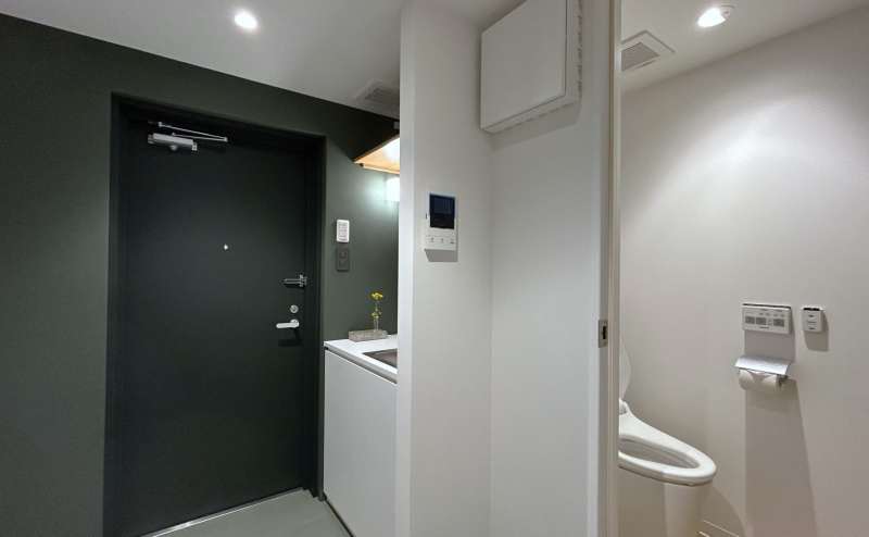 【室内に流しやトイレがございます。】