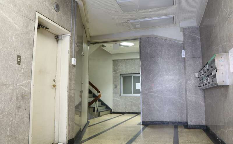 【1階エレベーターホール】 - TIME SHARING 六本木 第6DMJビル 4Bの写真