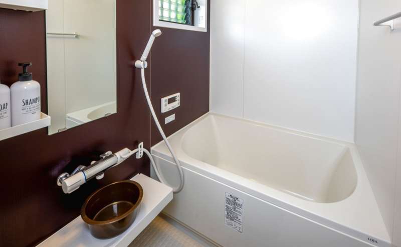 観光の合間に汗を流してさっぱり。シャワーは有料オプションです