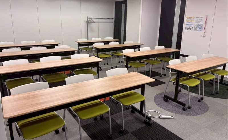 【会議室内の備品は無料でご利用いただけます】