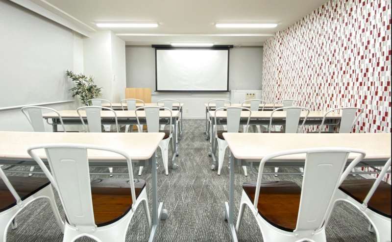 レンタルスペース 【 新宿三丁目駅 3分】設備・備品が充実♪ WiFi無料！清掃・消毒で衛生面も安心♥便利な駅近  TS新宿6D