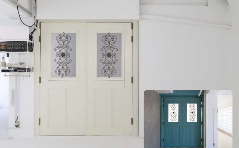 両開きフェイクドア