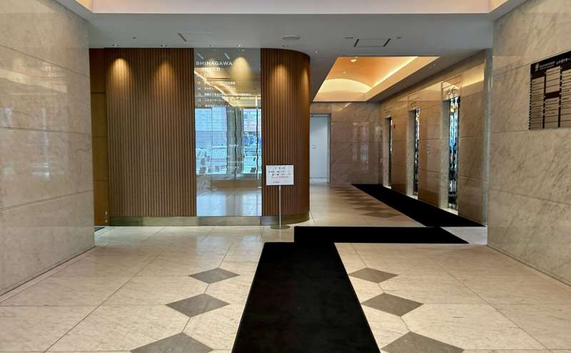 【エントランス】