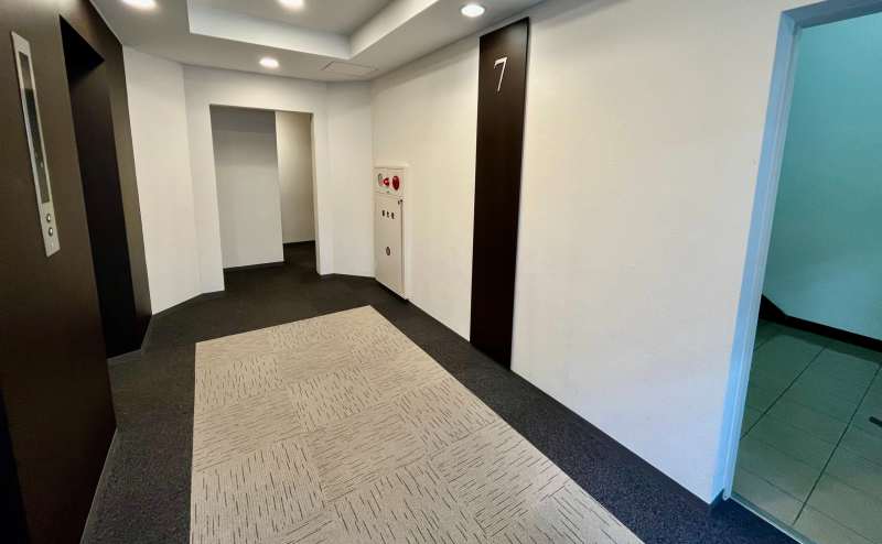【7階共有部】 - TIME SHARING 京橋 SC新京橋ビル 7Bの写真