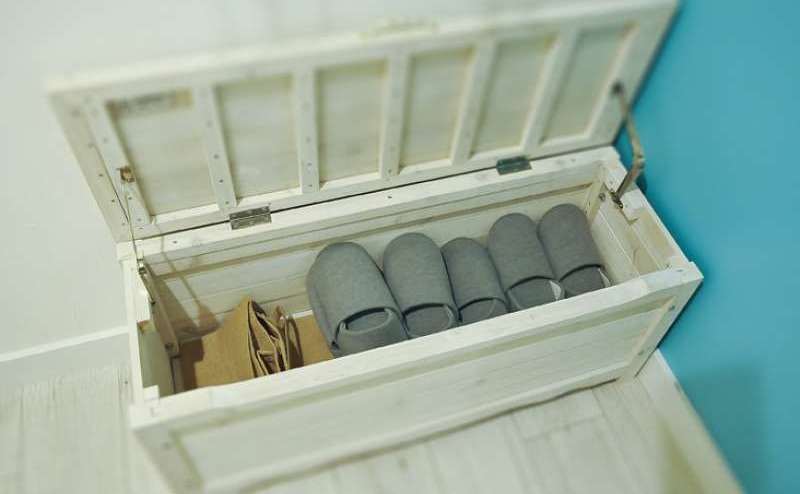 室内は土足禁止です。スリッパをご用意しております。ご利用ください。ご利用ごとに消毒済です