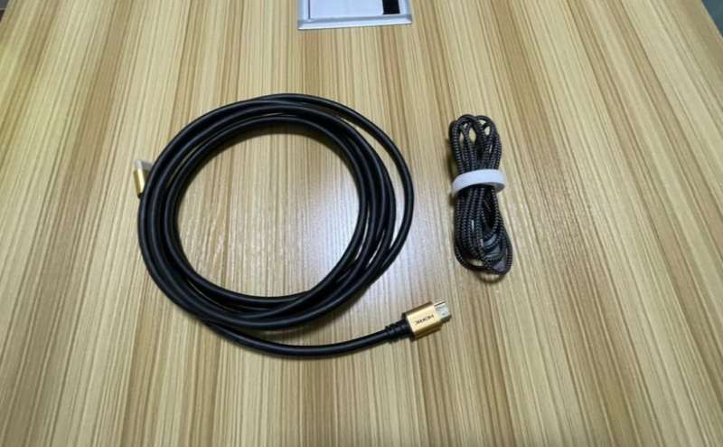 HDMIケーブル・Type-Cケーブル