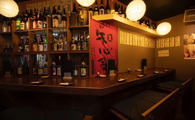 ２名様用カウンター４席ございます