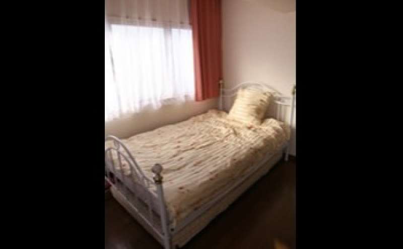 明るい日差しが入ってきます