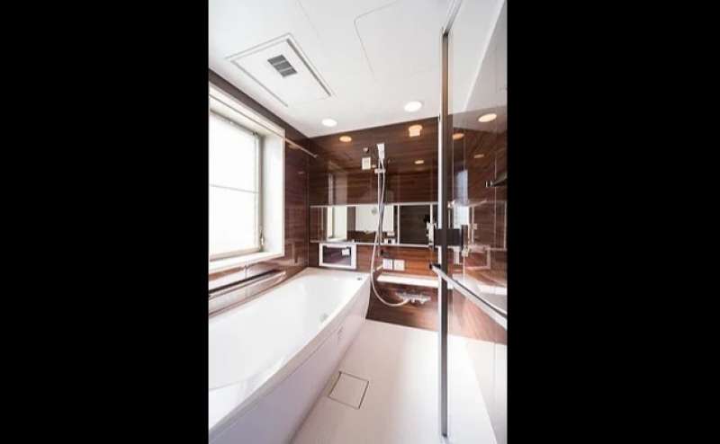 サロンでも使用いただけるようバスルームもご用意しております。(別途追加料金あり）