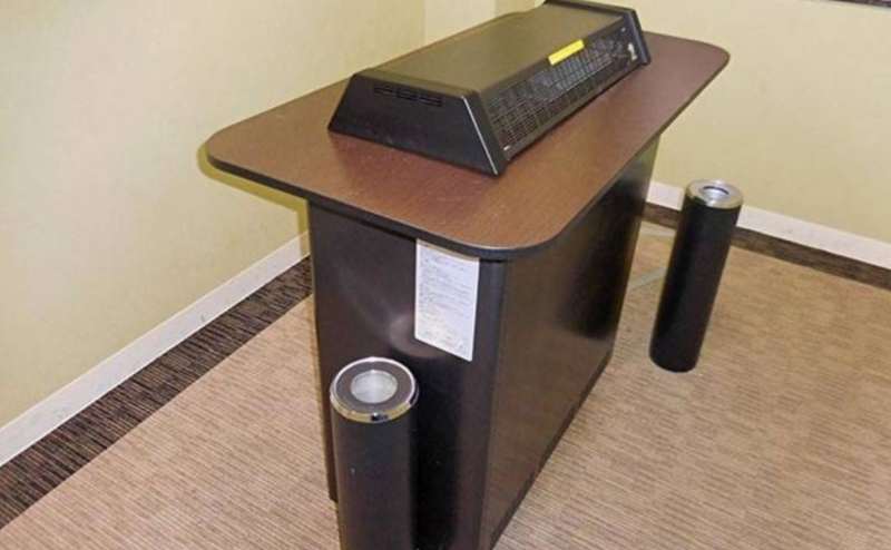 ホール内は禁煙ですが、喫煙所がございます