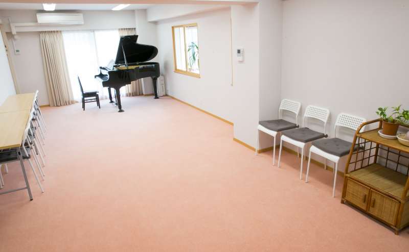 音楽稽古はもちろん、セミナーやパーティーにもご利用頂けます。