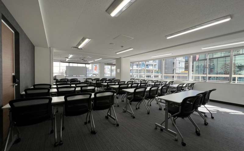 スクール形式 - TIME SHARING 渋谷ワールド宇田川ビル7Bの写真