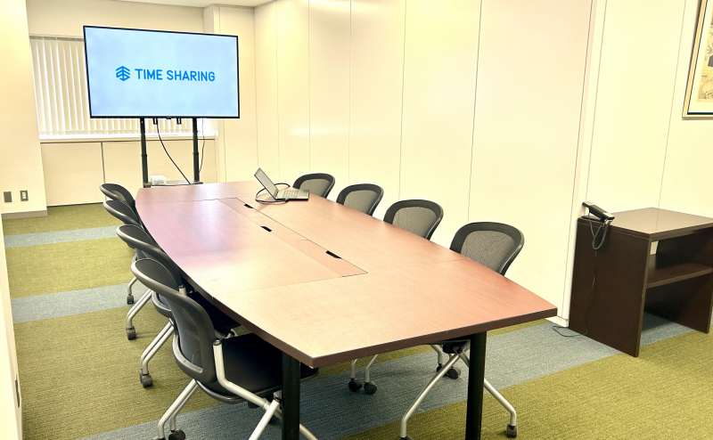 【対面形式8名着席可能！】