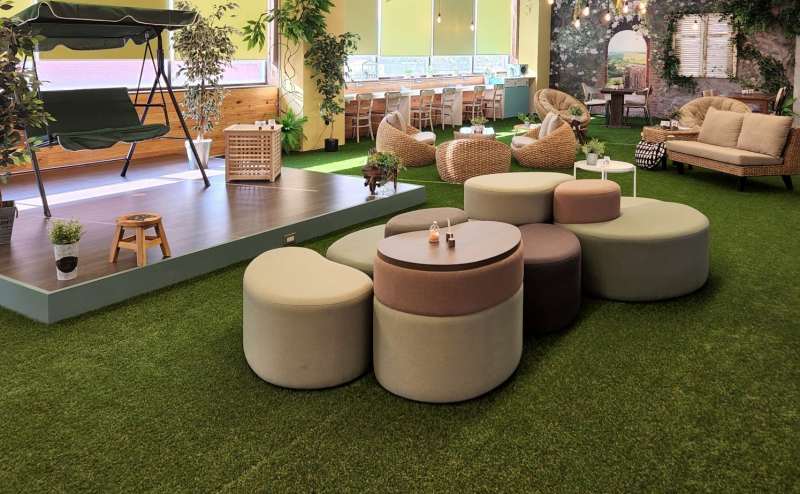 3階芝生スペース