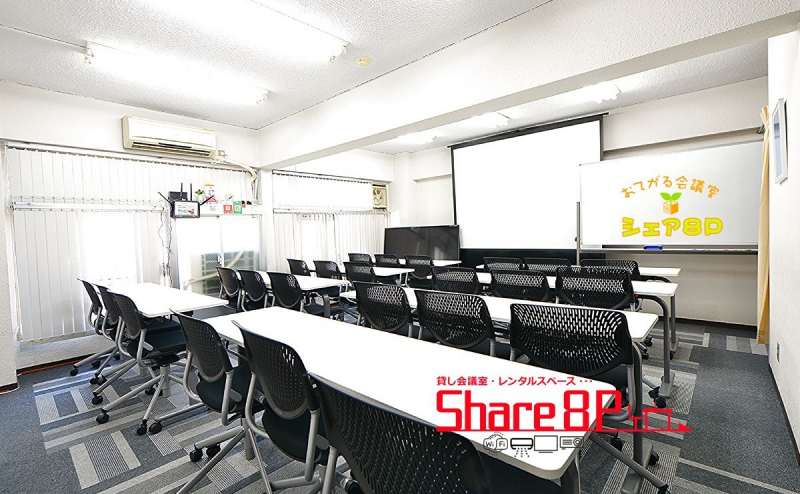 【名古屋駅徒歩６分】Nuro光高速インターネット プロジェクター＆スクリーン 駅近で便利 会議/セミナー/パーティー / チサンM第３名古屋 Share8P ☆302号室☆『ランダム』