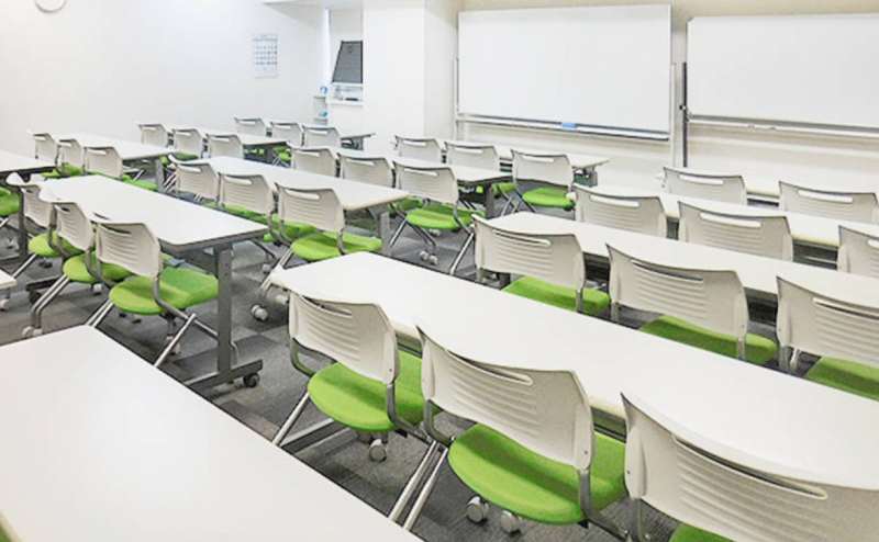 新横浜ホール／第１会議室【新横浜駅徒歩4分】 駅近 格安 最大45名 プロジェクター等 設備充実！