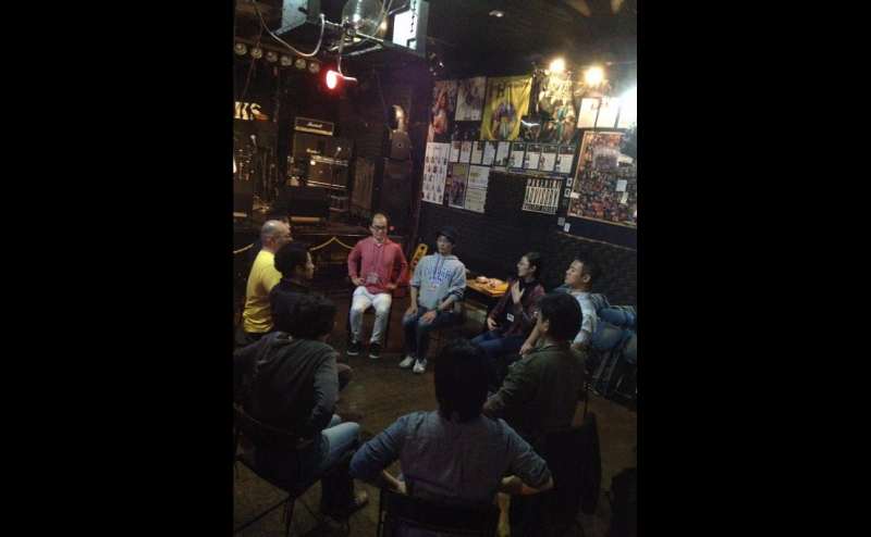 ボイストレーニングなども行っております。