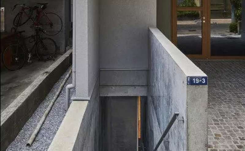 原宿駅徒歩10分。表参道駅、外苑前駅など複数の駅が利用できるアクセス抜群の好立地。周辺にはコンビニや飲食店も多数ございます