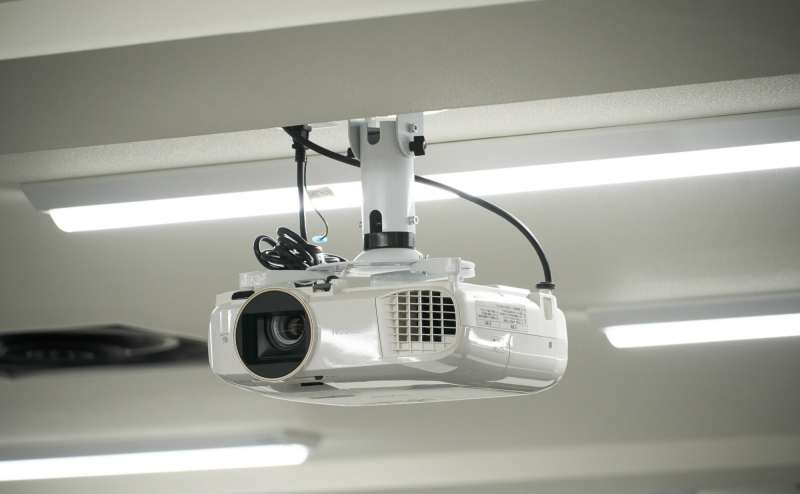 プロジェクター - TIME SHARING 新宿5Bの写真