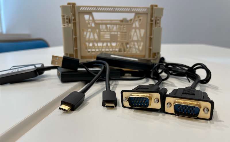 【HDMIへの変換機は、タイプCとVGAをご用意しています】 - TIME SHARING 六本木 第6DMJビル 4Bの写真