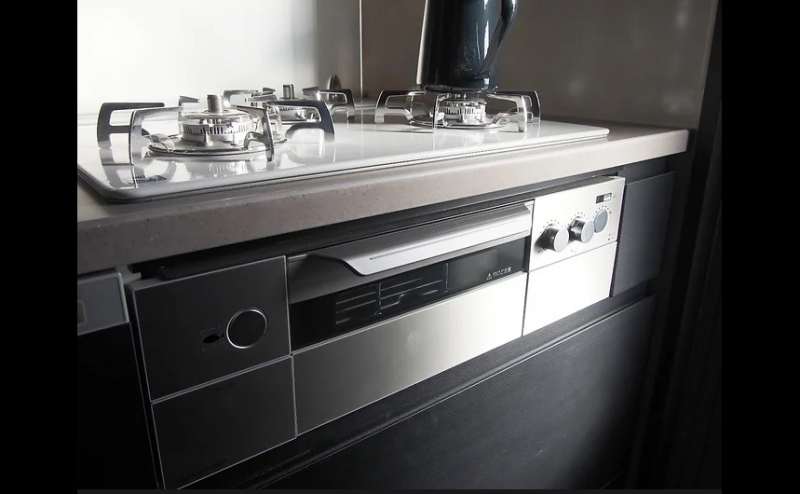 3口ガスコンロなのでお料理も一気に作れます！！