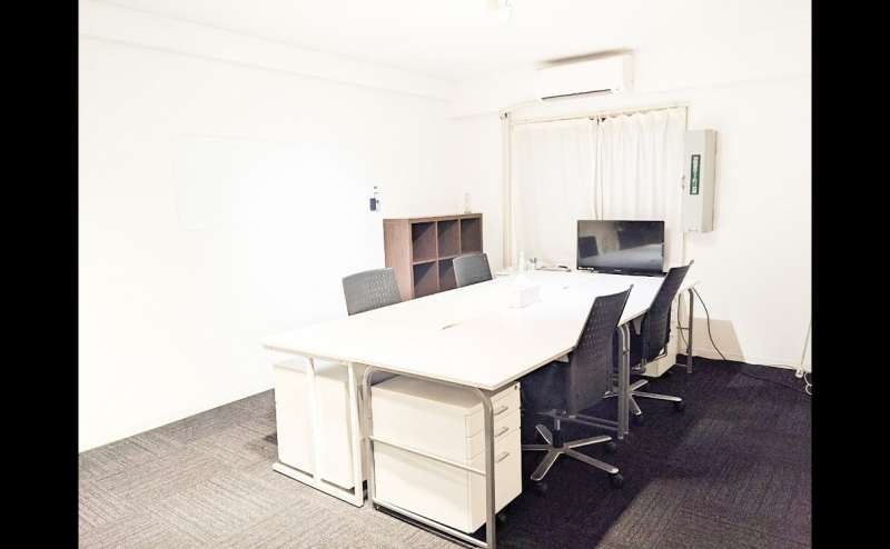 【秋葉原から6分・浅草橋から4分】Wi-Fi・ホワイトボード・モニター全て無料！最大着席人数7名！綺麗/明るい/ゆとりのある空間のアクセス2