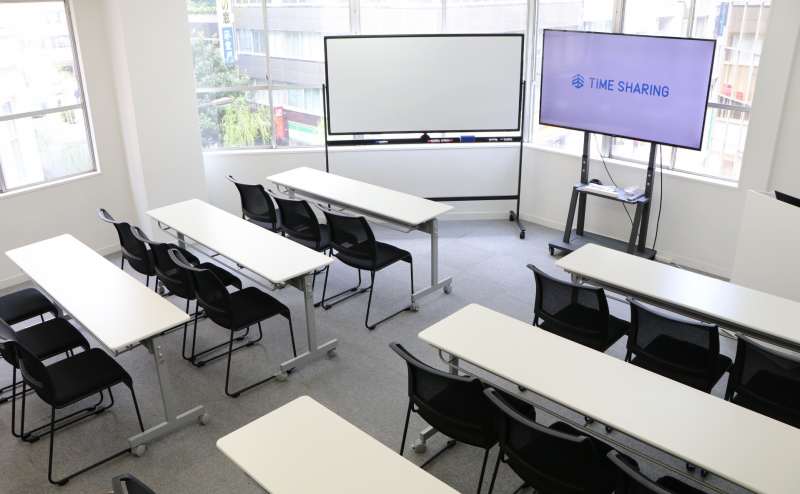 【目線の先に窓があるので開放感があります♪】 - TIME SHARING 銀座一丁目の写真